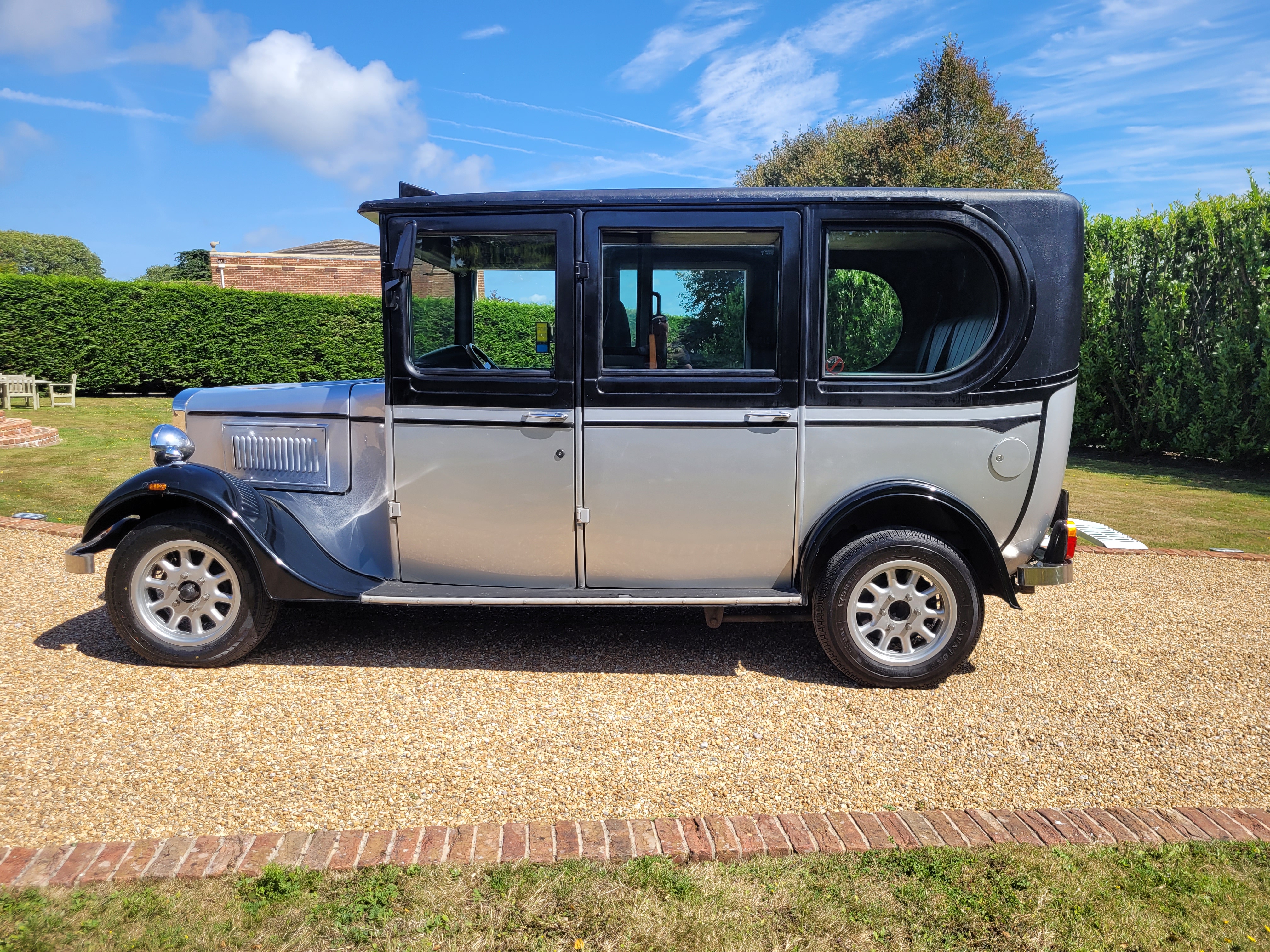 asquith wedding car